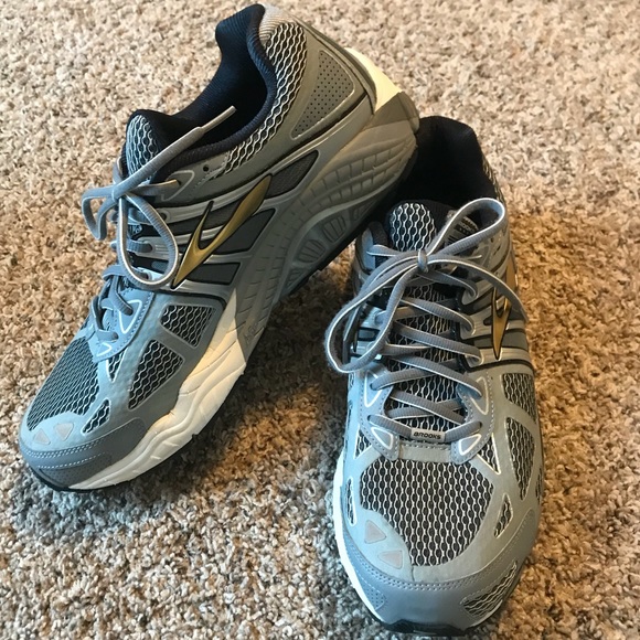 brooks beast 11 4e